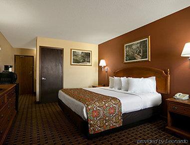 Motel Super 8 By Wyndham Sikeston East Mo 2*